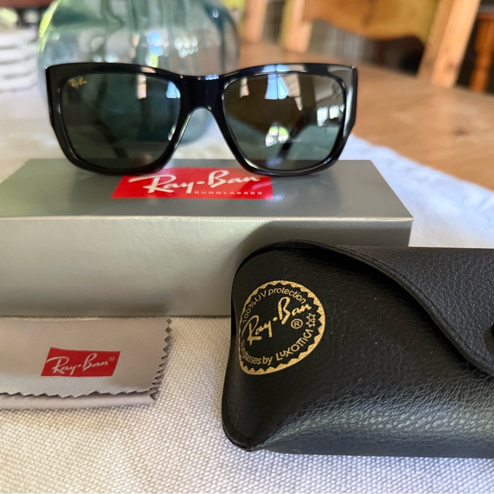 Ray-Ban Wayfarer Nomad Black Sunglasses